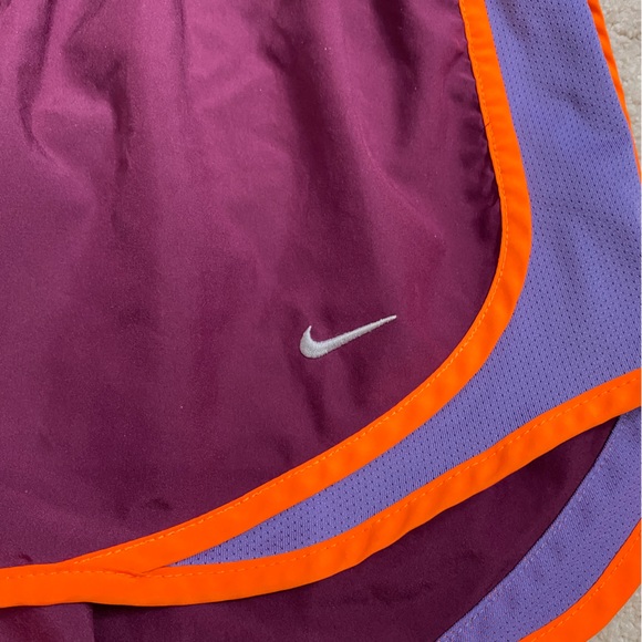 Nike Dri-Fit Burgundy with Neon Orange Running Shorts Size Small - Picture 3 of 4